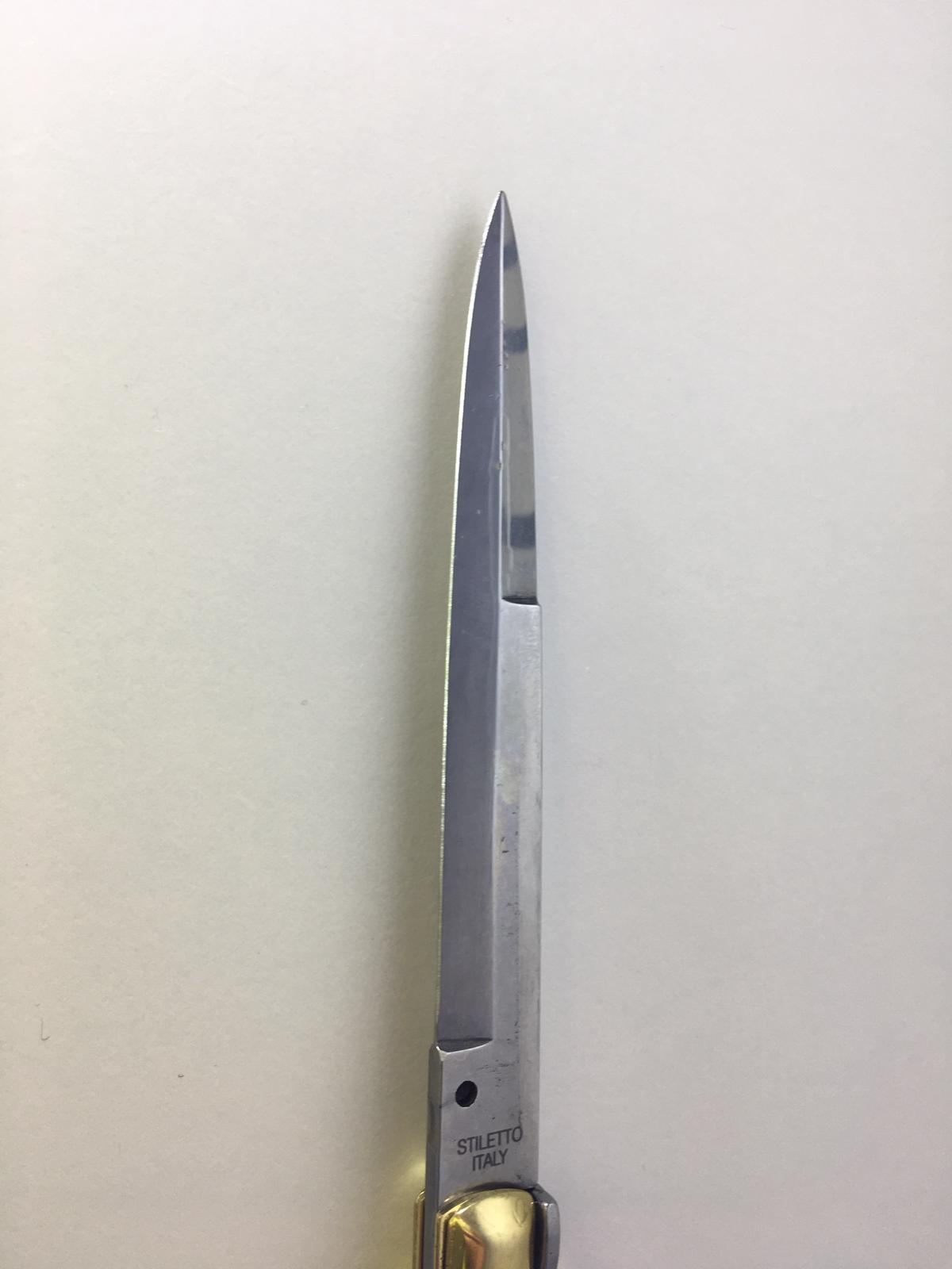 Vystřelovací nůž Fox 28 dřevo - čepel bajonet