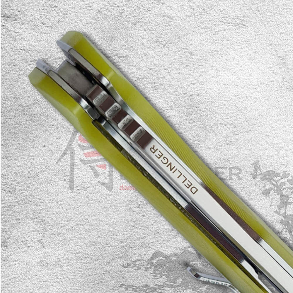Kapesní zavírací nůž Dellinger Coyotte Flipper GREEN
