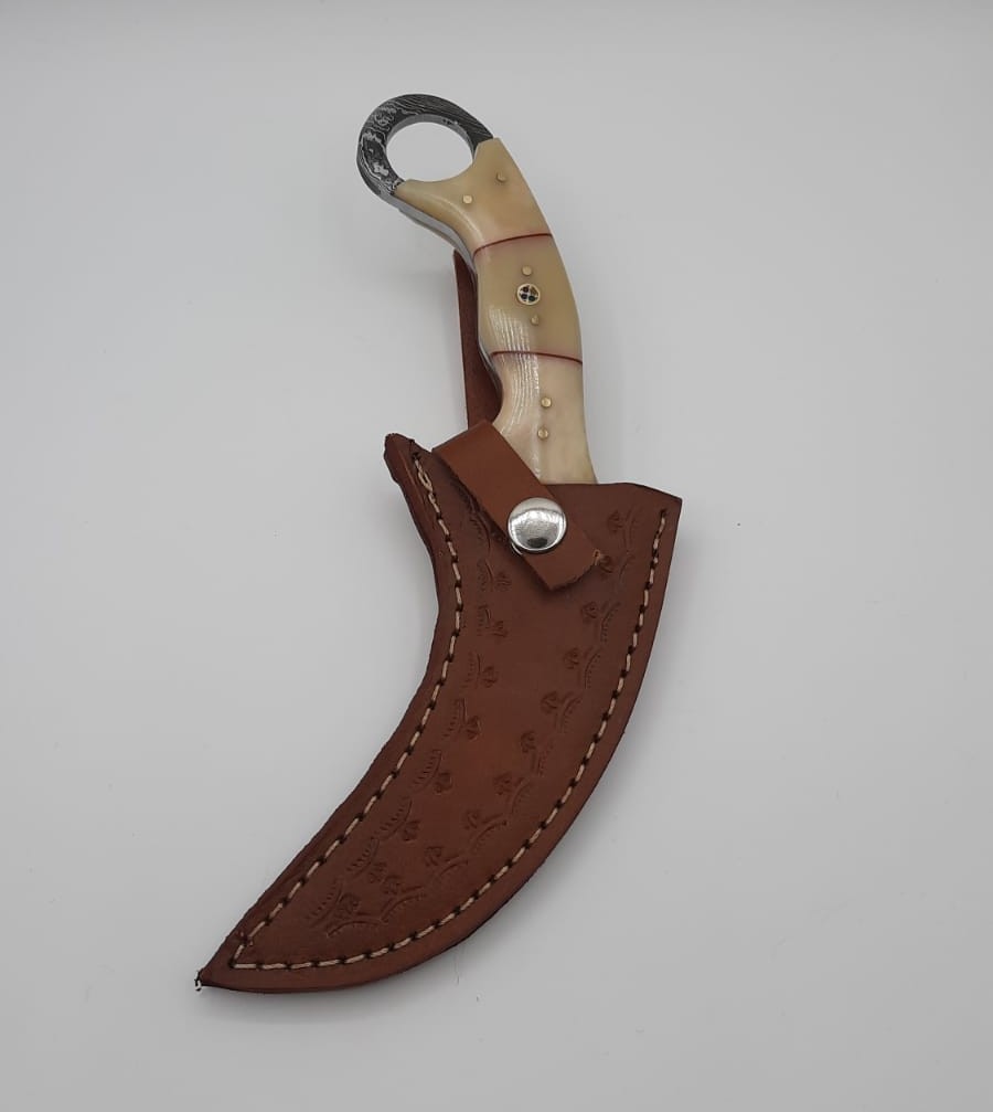 PEVNÝ DAMAŠKOVÝ KARAMBIT CRESCENT .