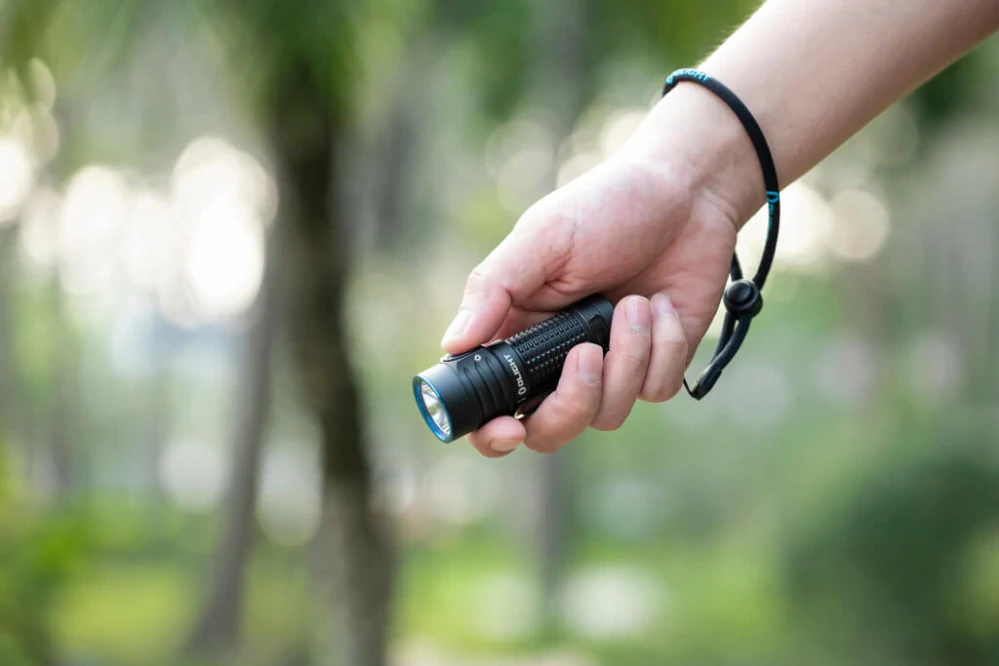 Led svítilna Olight Baton Turbo černá